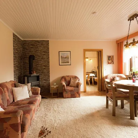 Im Sauerland Hillside アパート *